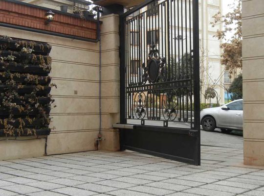 قیمت درب دو لنگه ۴۰۰SBS[ایمن فک]