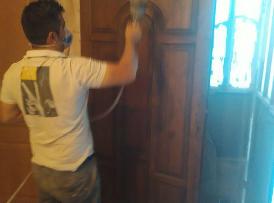 دستمزد اجرای رنگ کاری در چوبی در اصفهان[عبدالهی]