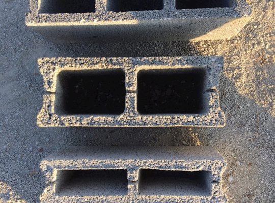 قیمت بلوک سیمانی پوکه ای ۲۰*۵۰*۵ [سیمانیران]