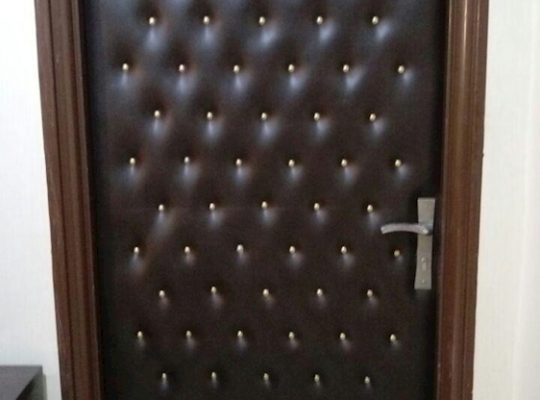 هزینه اجرای عایق صوتی درب و لمسه کوبی[ونوس]