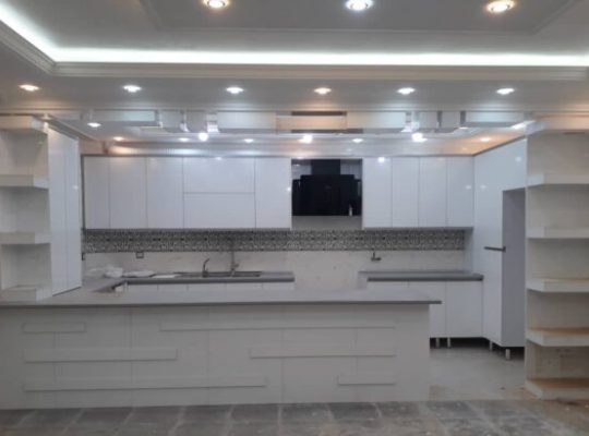 دستمزد ساخت کابینت هایگلاس در تهران[ایرانا دکور]