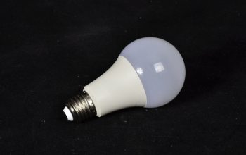 قیمت لامپ حبابی ۱۲ وات SMD[پاذیر]