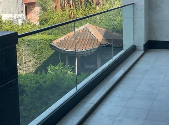 قیمت نرده شیشه ای[یونیک]