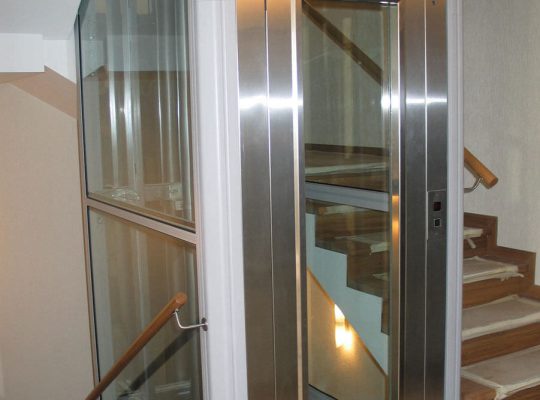 قیمت بالابر هیدرولیکی با کابین[بالابر سبحانی]